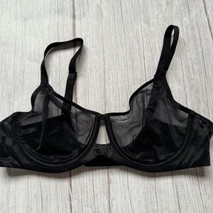 Chic Mesh Full Cup Underwire Bra
Commando